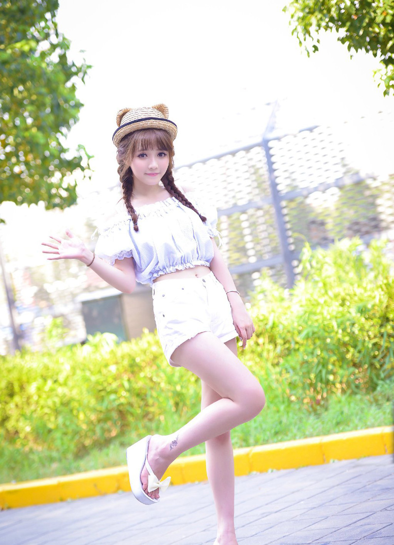 人生一世，也不过是一个又一个二十四小时的叠加，在这样宝贵的光阴里，我必须明白自己的选择。——三毛《送你一匹马》